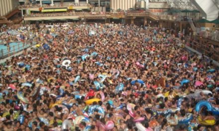 Daily Zohar # 1588 – Ekev – We are all in the same pool