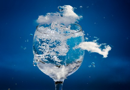 Preparing for the fast of Yom Kippur and water meditation